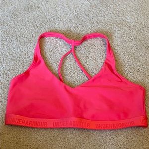 NWOT underarmour sports bra
